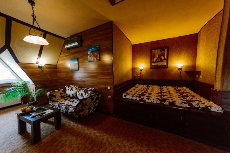 Гостиница B&B, Астрахань. Фото 02